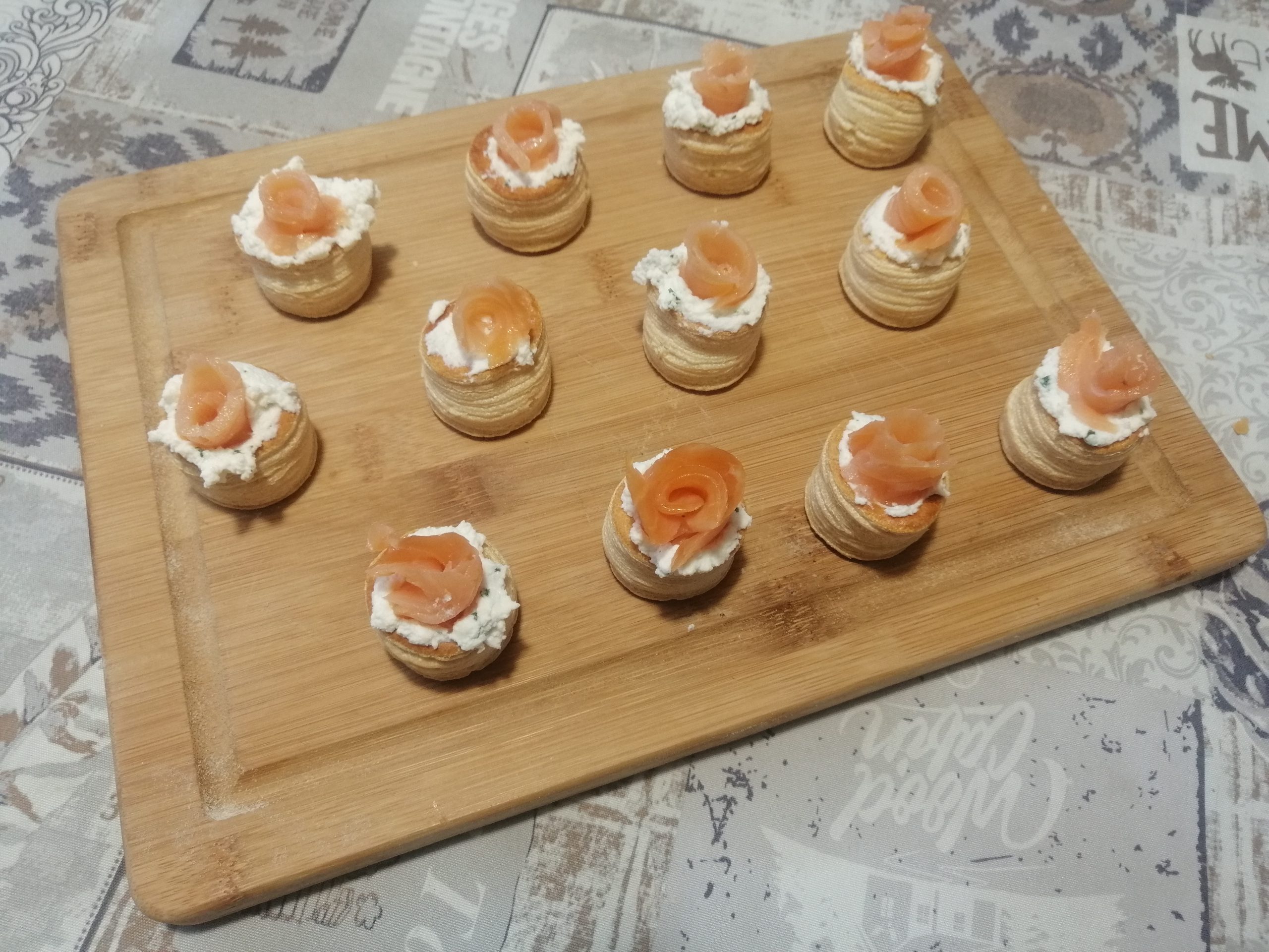 Vol au vent al salmone affumicato