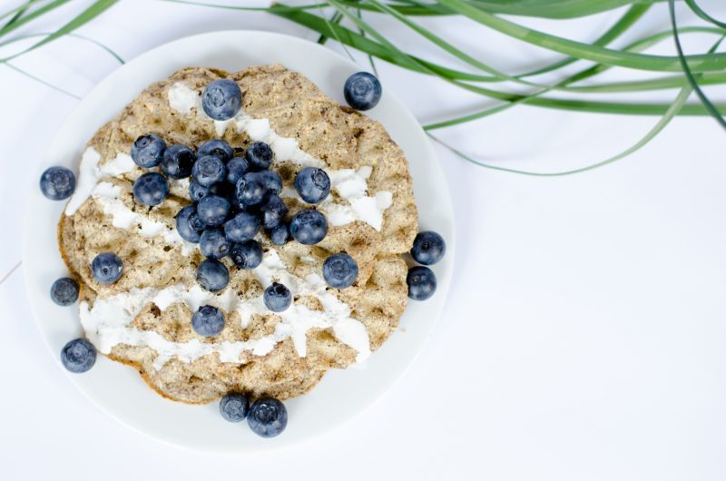 Waffle di avena e semi di lino