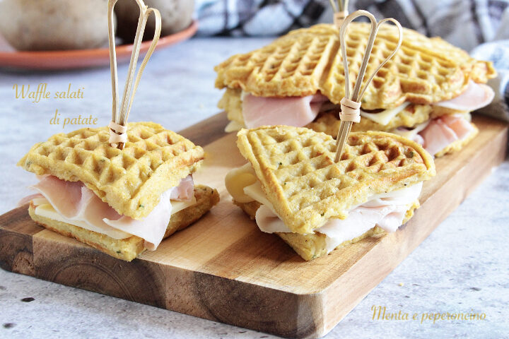 Waffle salati di patate