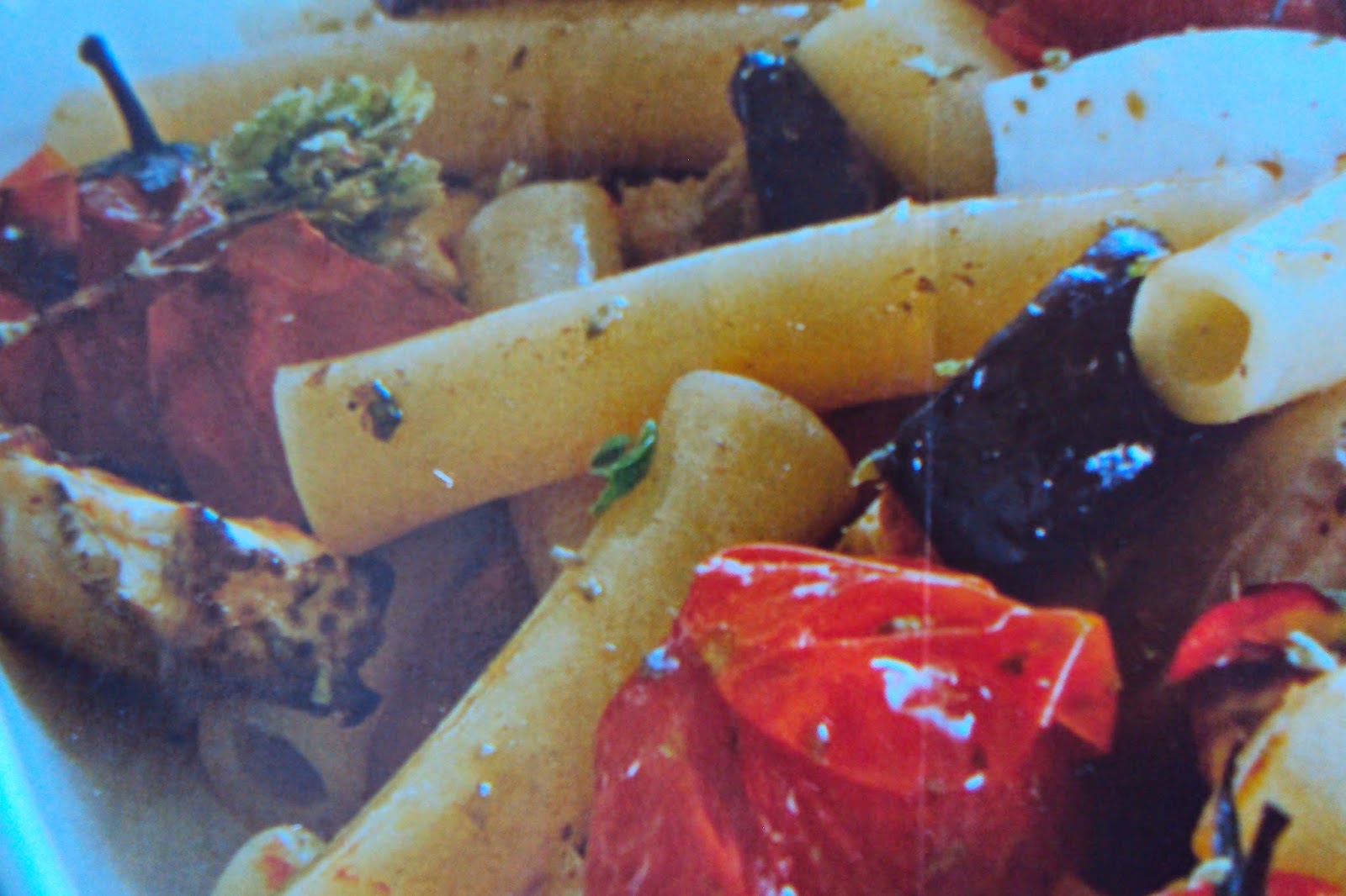 Ziti ai pomodorini e melanzane