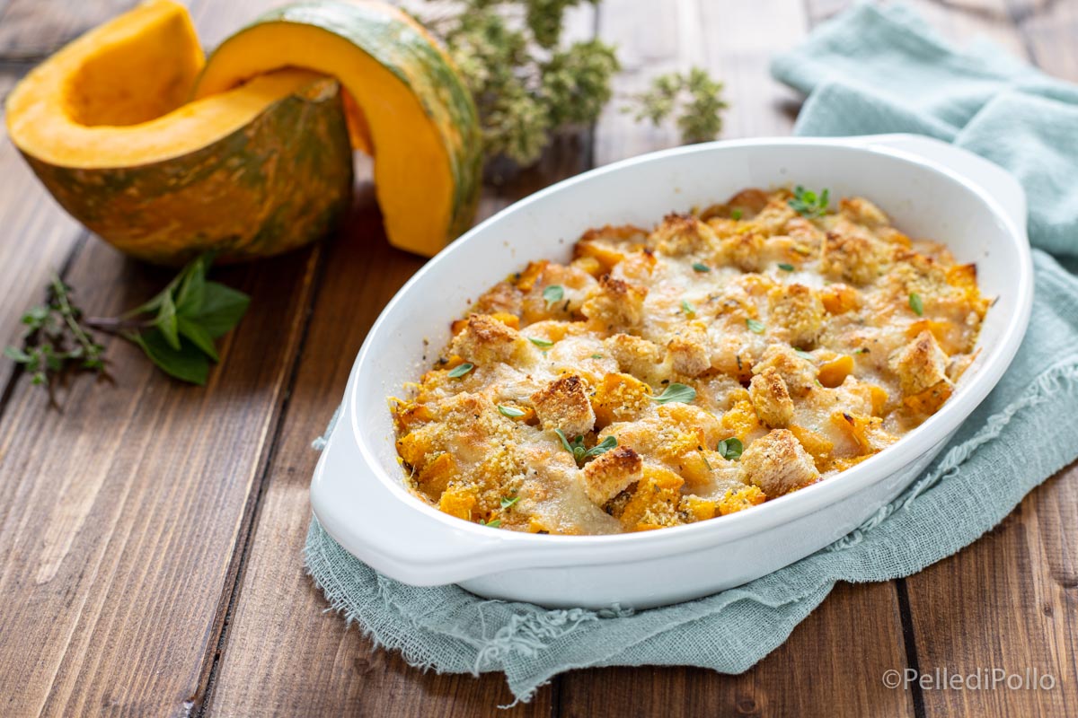 Zucca gratinata con provola e pangrattato