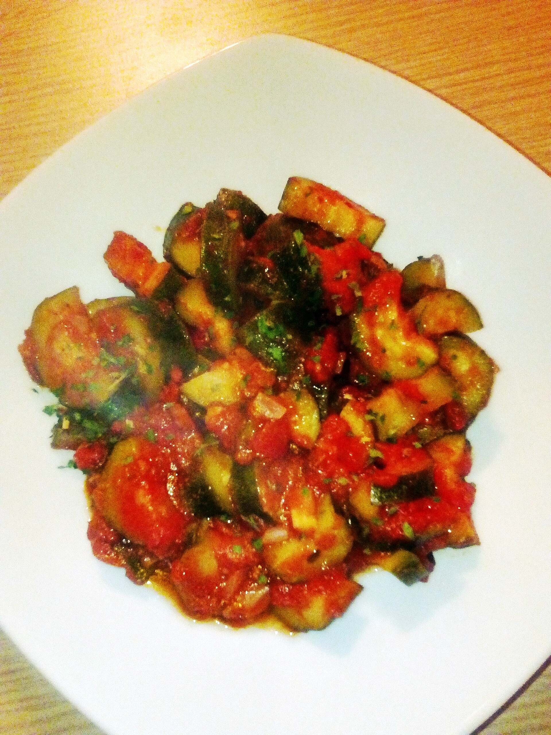 Zucchine al pomodoro al microonde