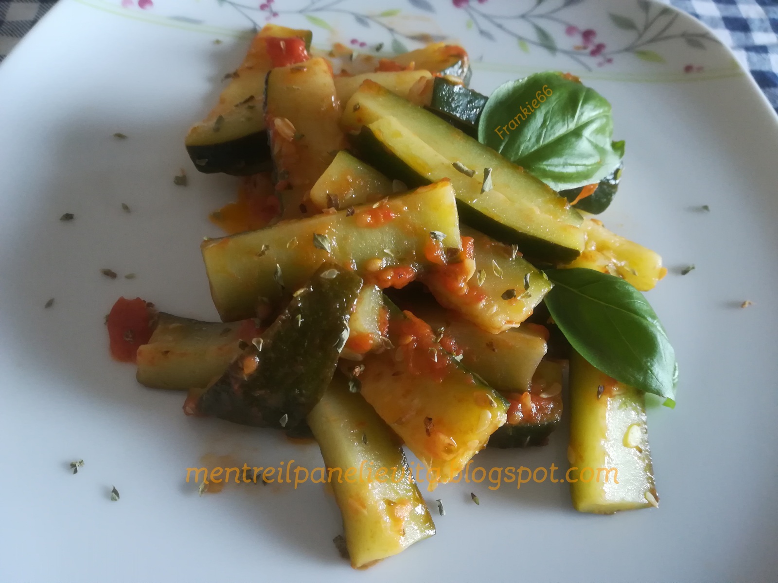 Zucchine al pomodoro