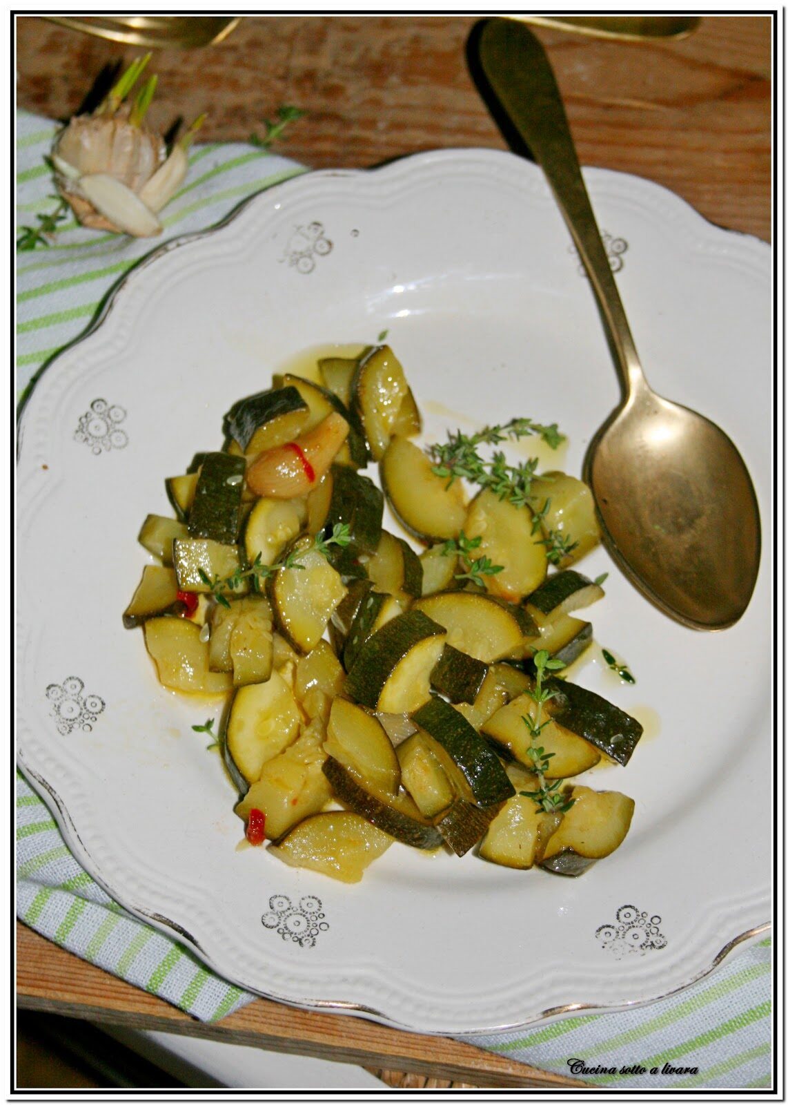 Zucchine all’aglio