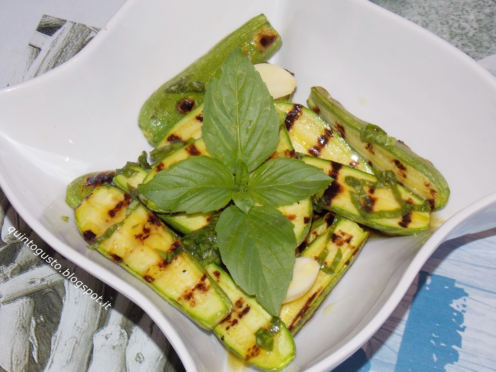 Zucchine baby grigliate