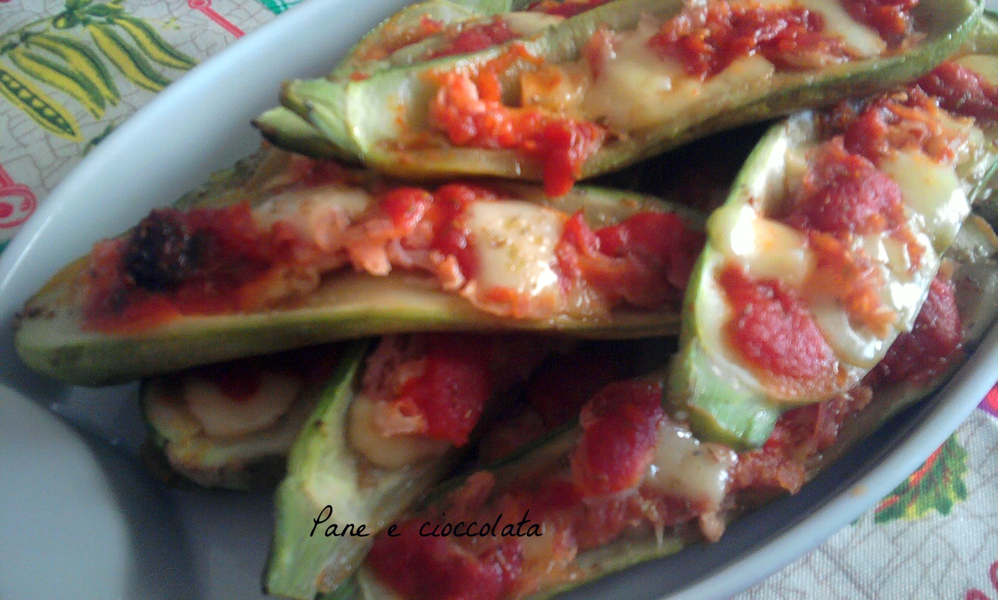 Zucchine ripiene emmental e prosciutto