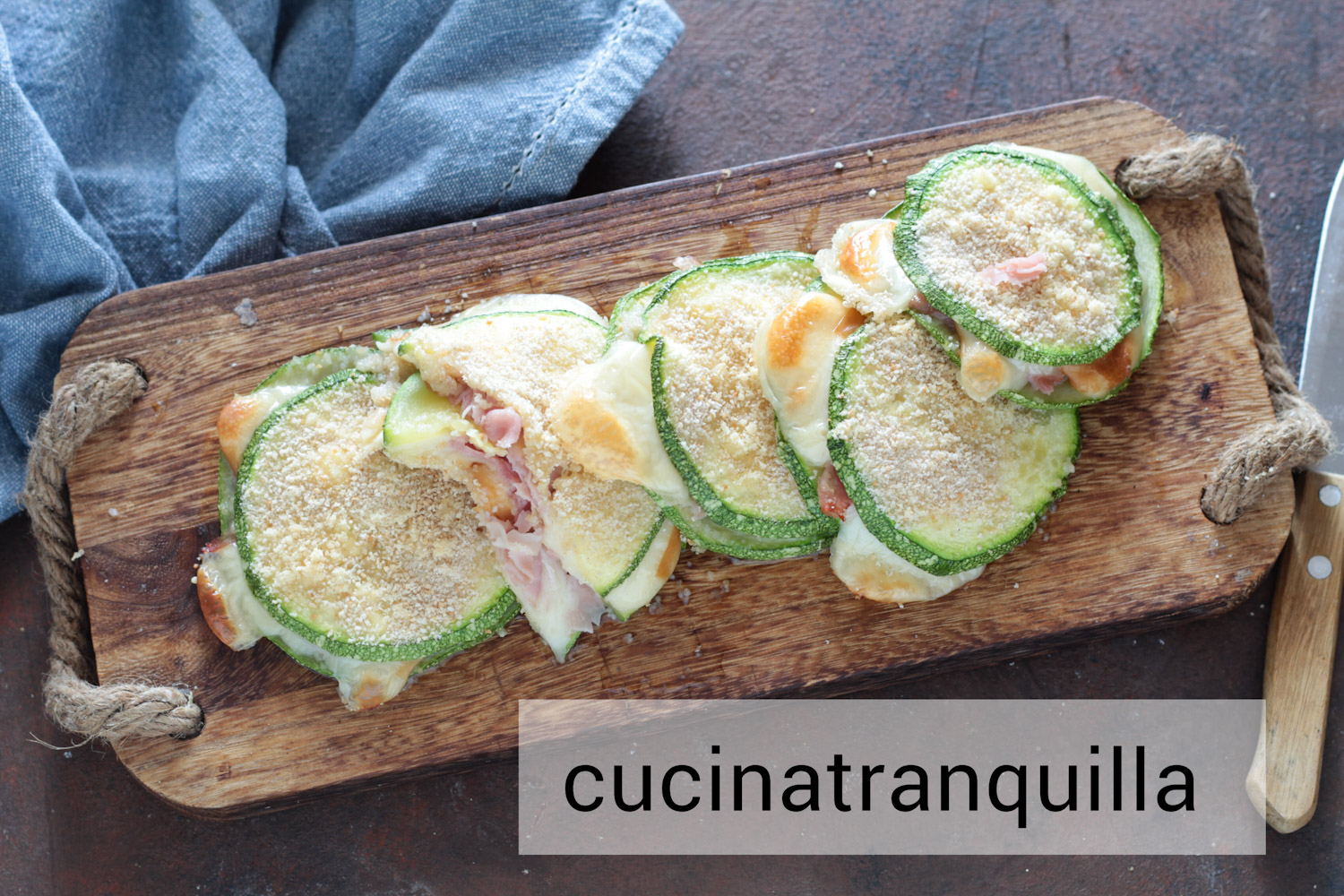 Zucchine tonde farcite con prosciutto cotto e scamorza