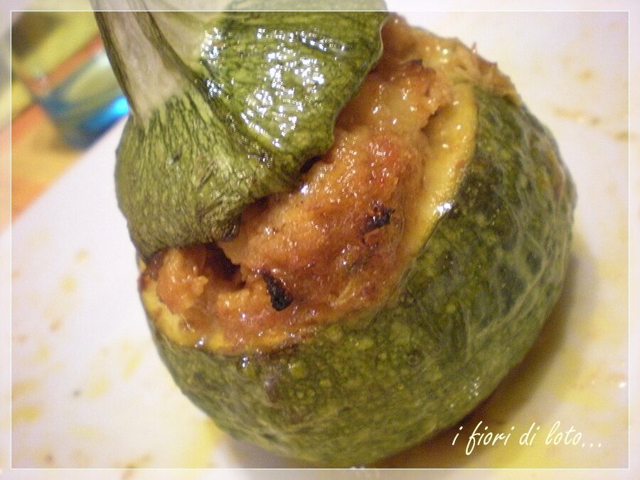 Zucchine tonde ripiene al tonno