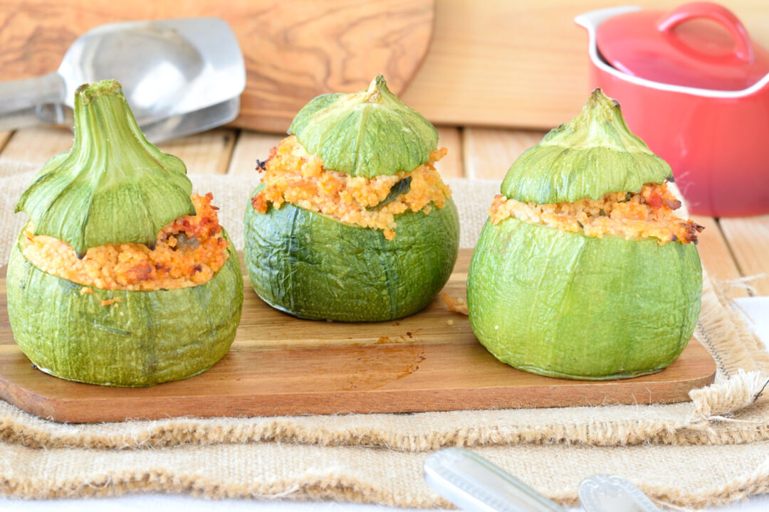 Zucchine tonde ripiene di cous cous e tonno