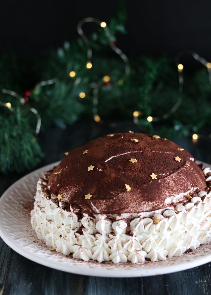 Zuccotto di panettone al tiramisù