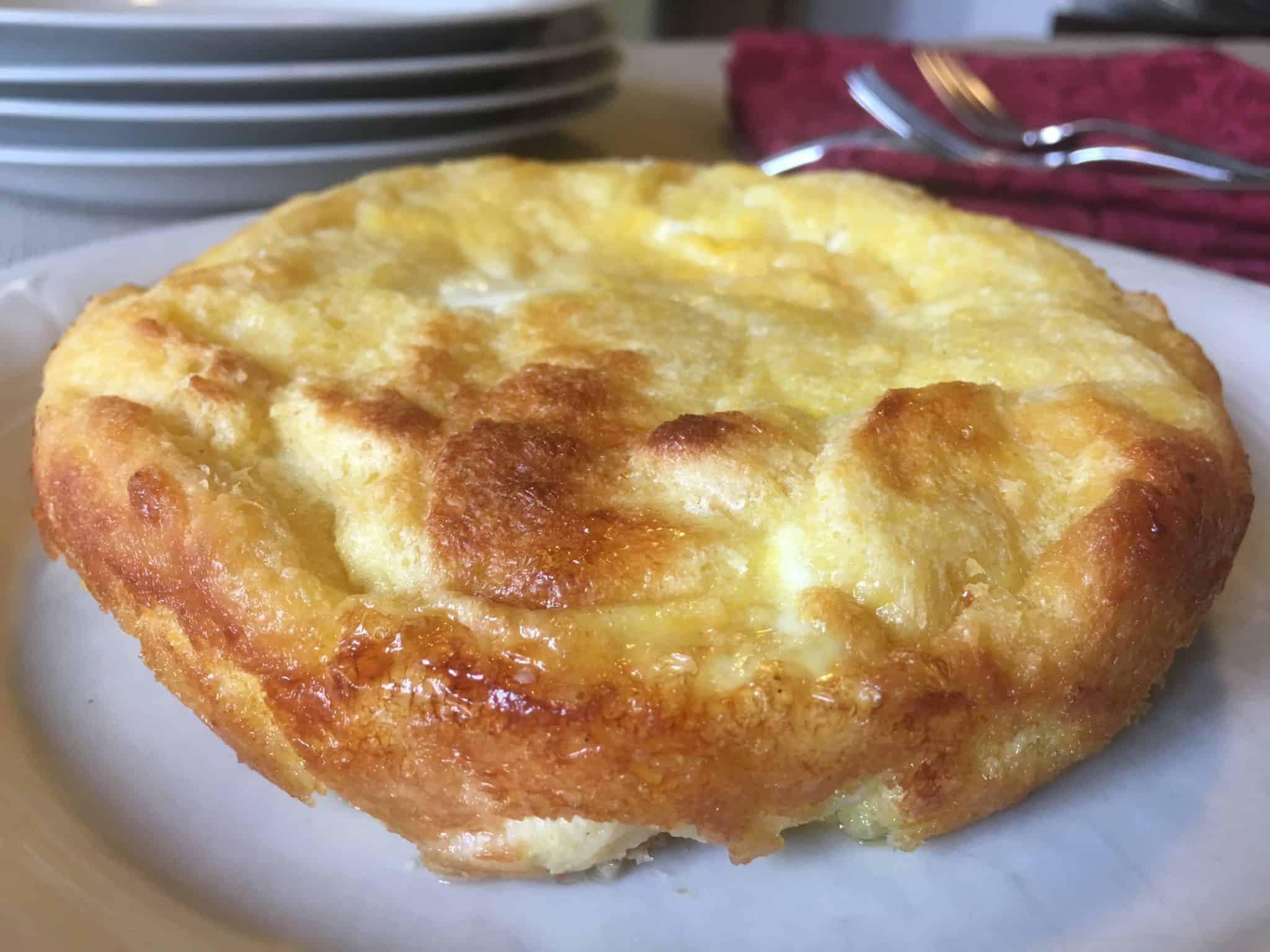 Zuccotto di uova e acciughe