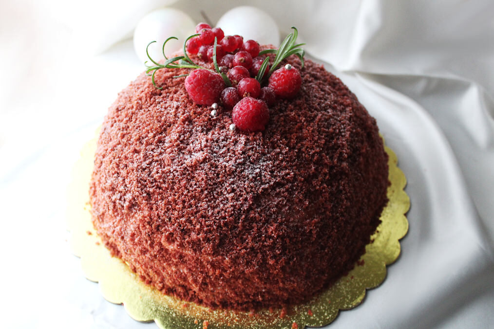 Zuccotto red velvet di natale