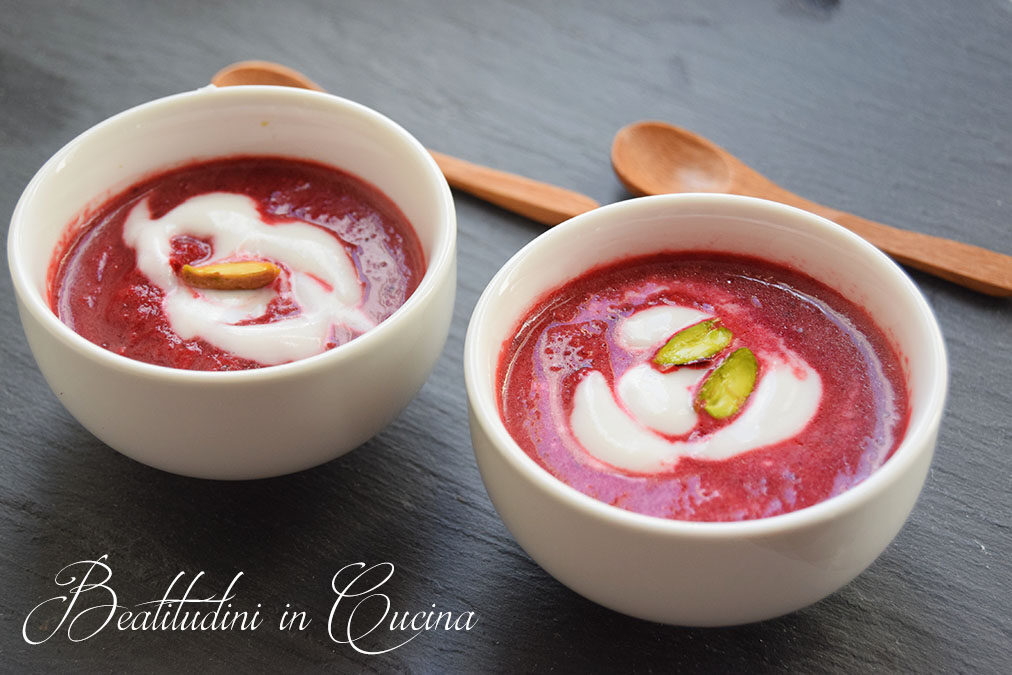 Zuppa di barbabietola, zenzero e latte di cocco seguilestagioni
