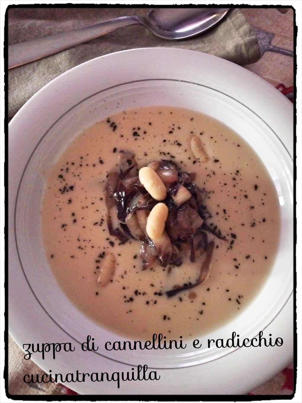 Zuppa di cannellini e radicchio