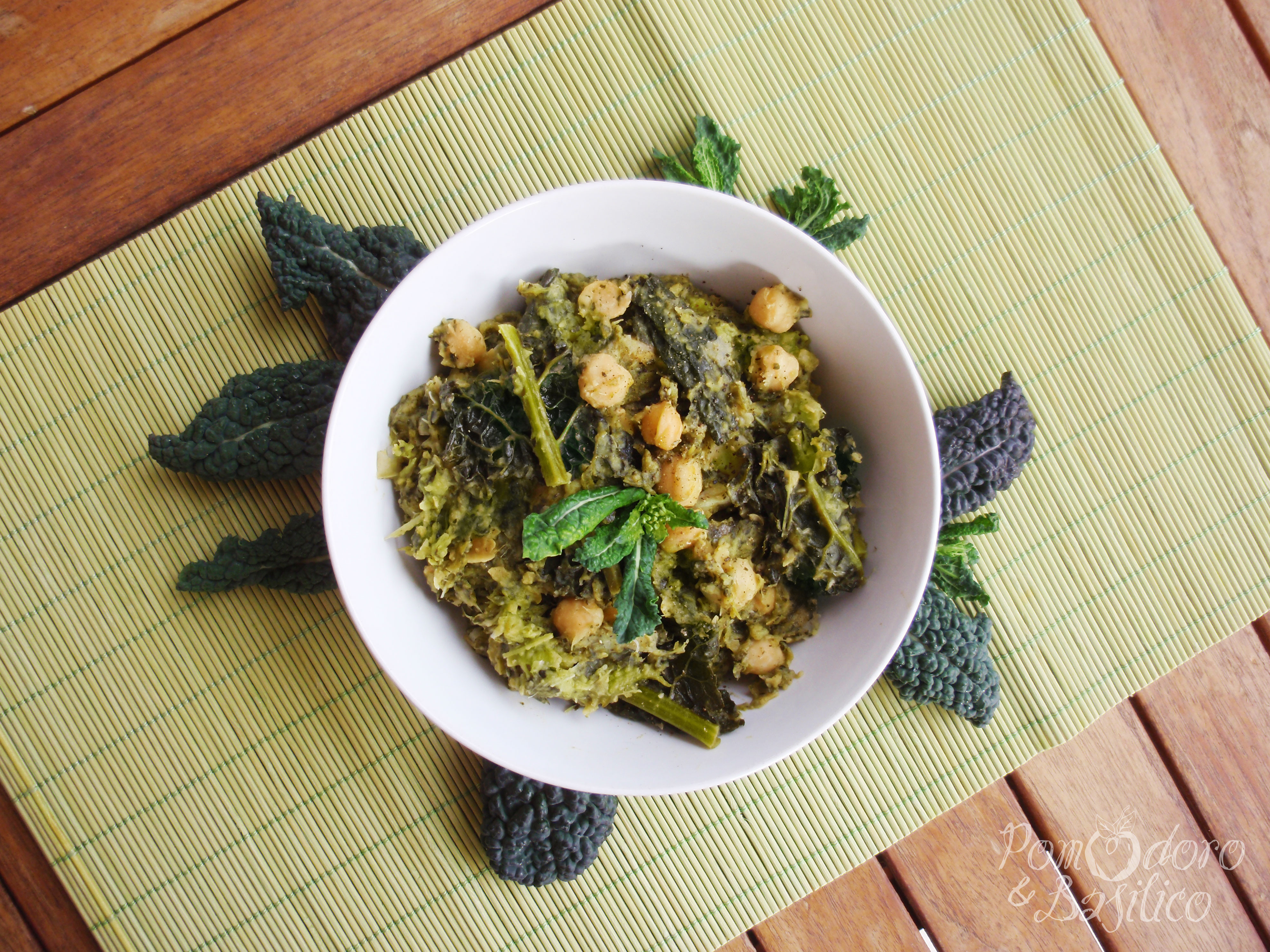 Zuppa di cavolo nero e ceci