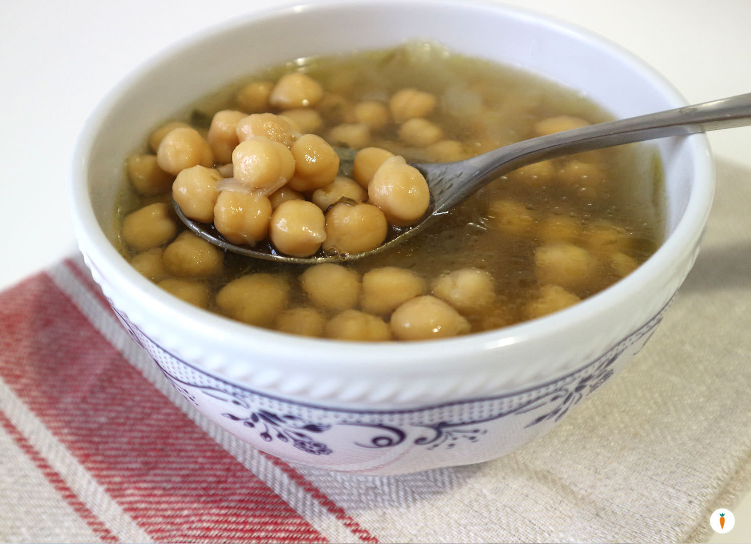 Zuppa di ceci e alghe