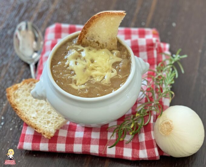 Zuppa di cipolle francese