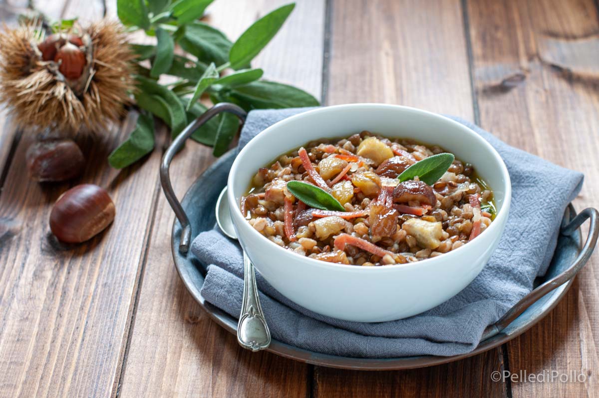 Zuppa di farro con castagne e lenticchie