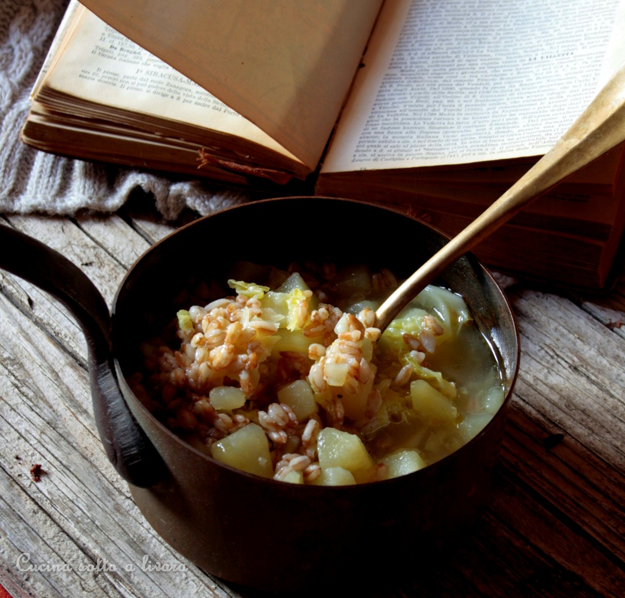 Zuppa di farro del colle con  verza e patate