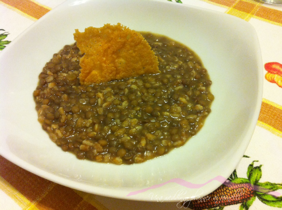 Zuppa di farro e lenticchie con vela di pecorino| una wedding…