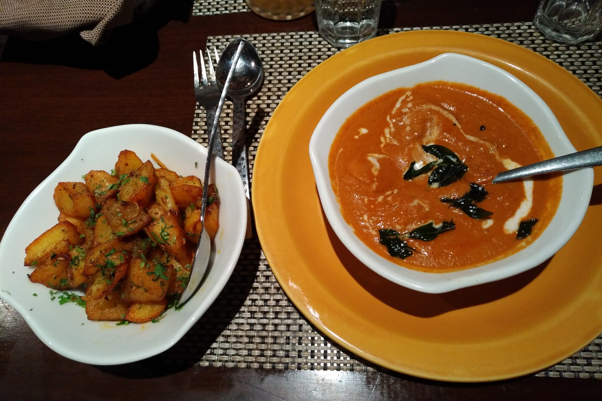 Zuppa di gamberi al curry (goan prawn curry)
