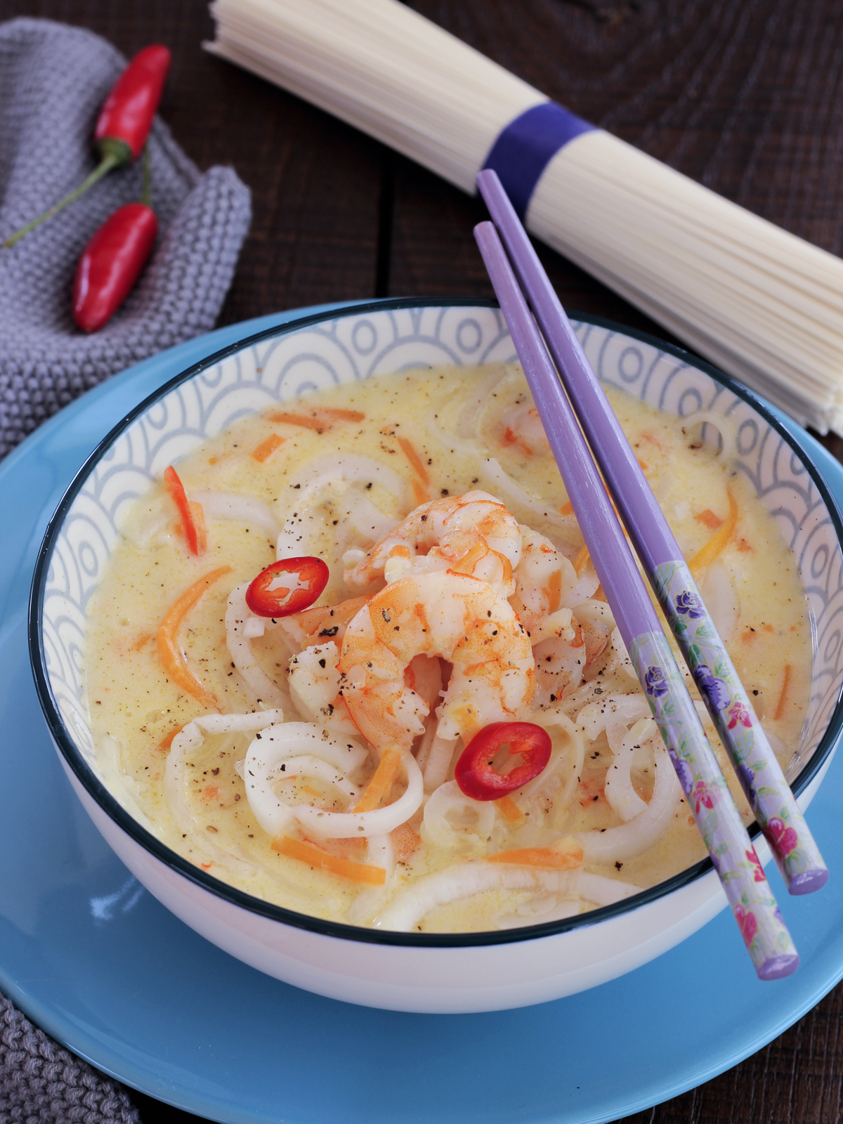 Zuppa di gamberi, carote e cocco di martha stewart