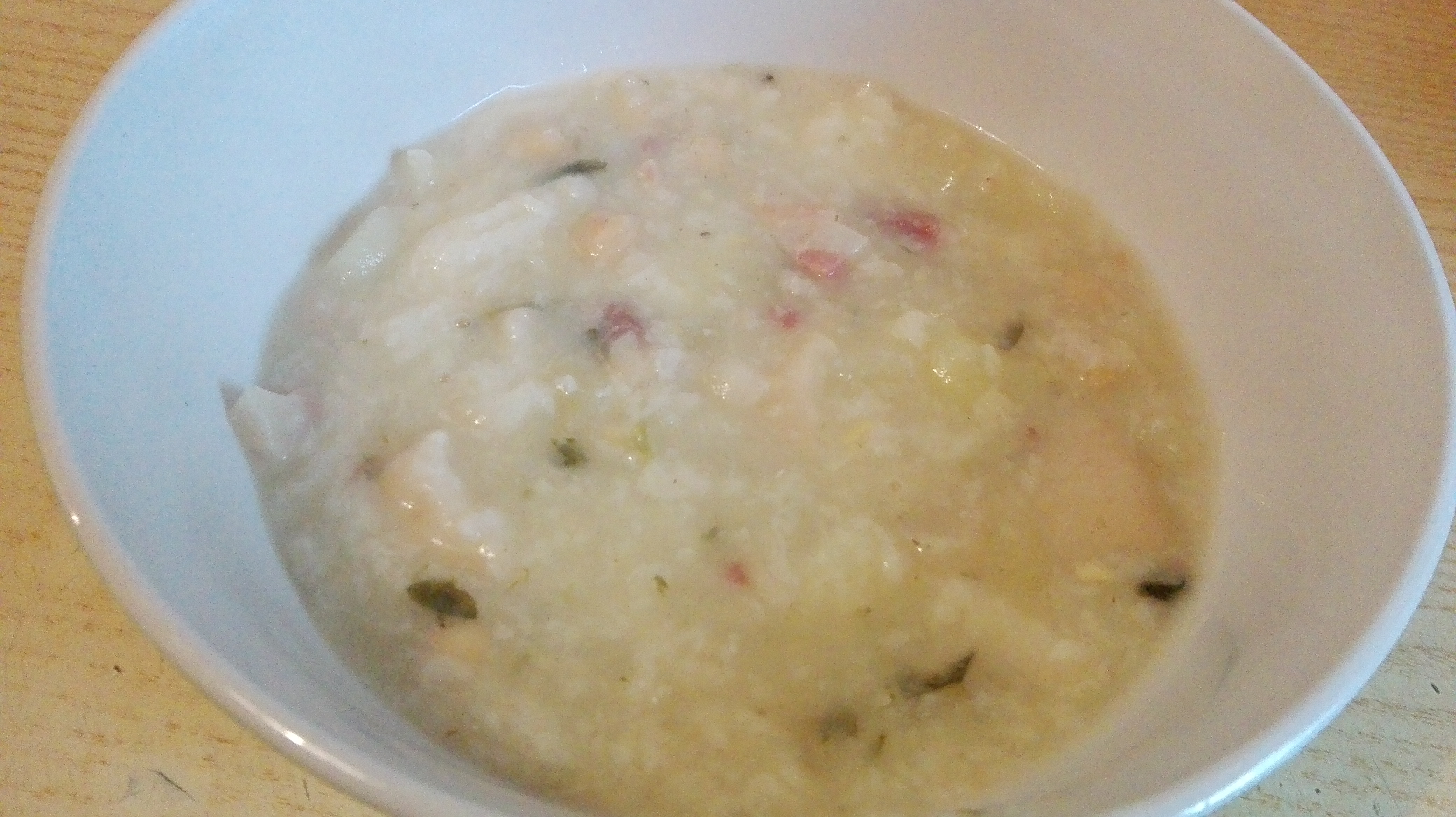 Zuppa di legumi e pane
