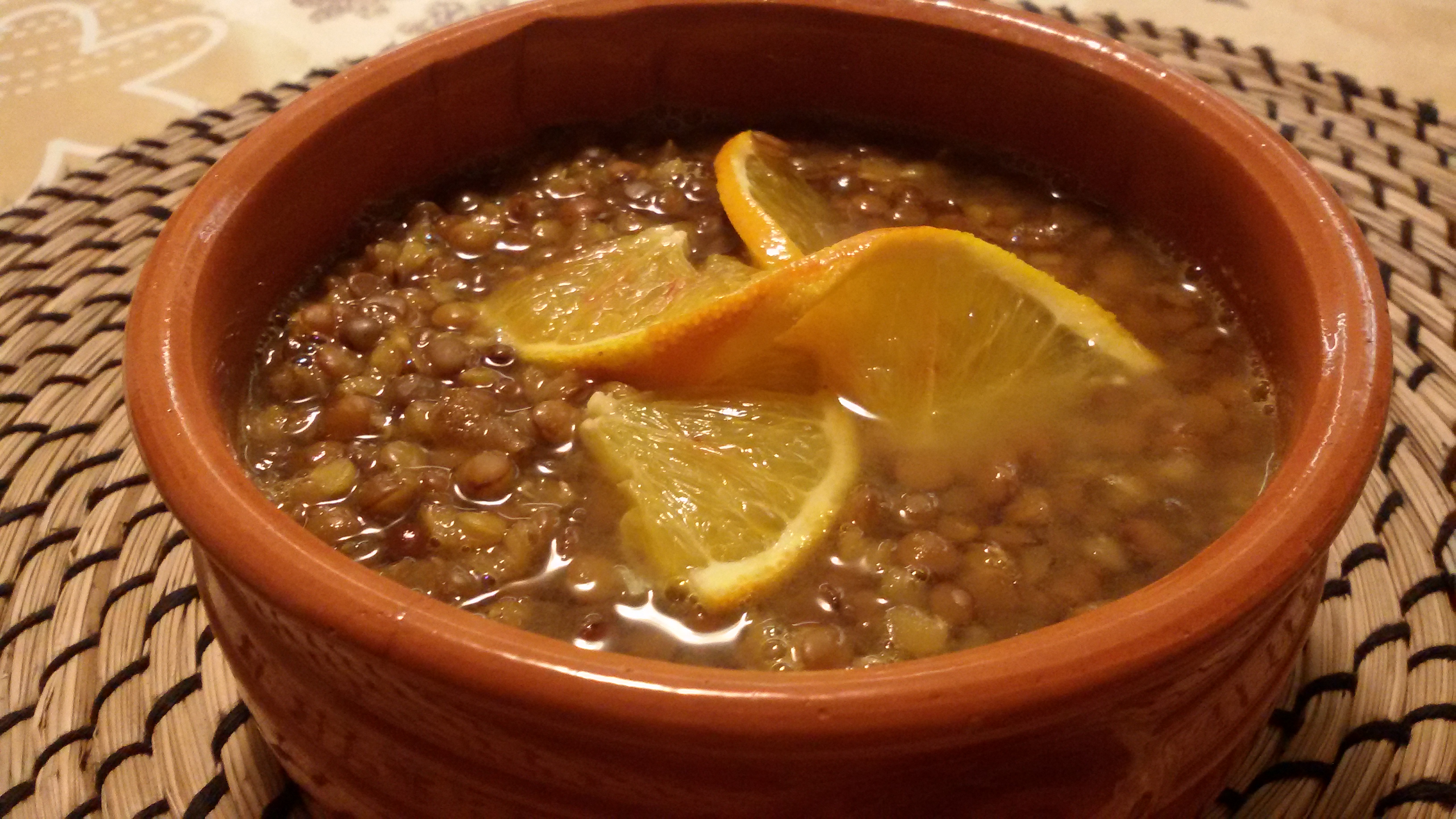 Zuppa di lenticchie all’arancia