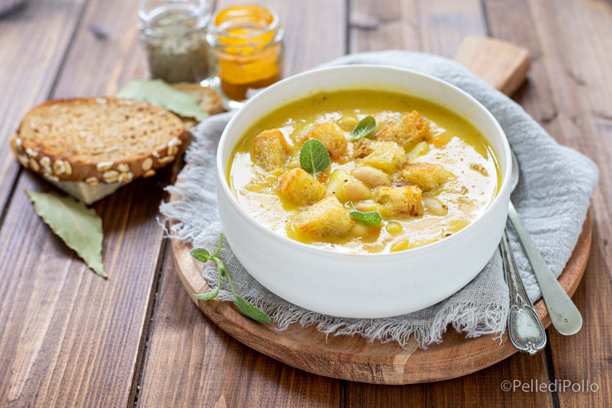 Zuppa di patate e cannellini allo zafferano