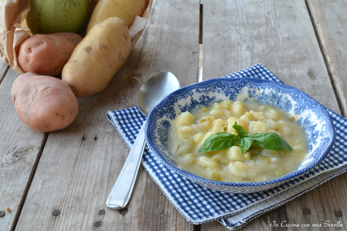 Zuppa di patate e zucchine
