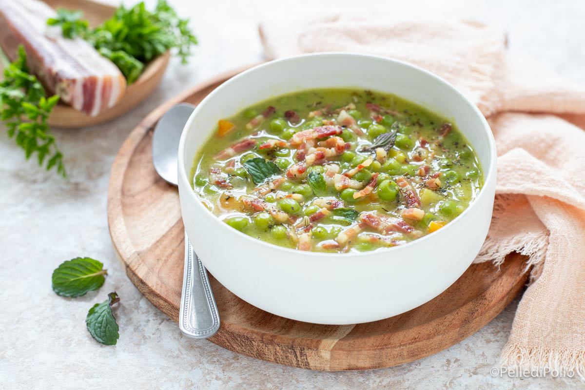 Zuppa di piselli con pancetta