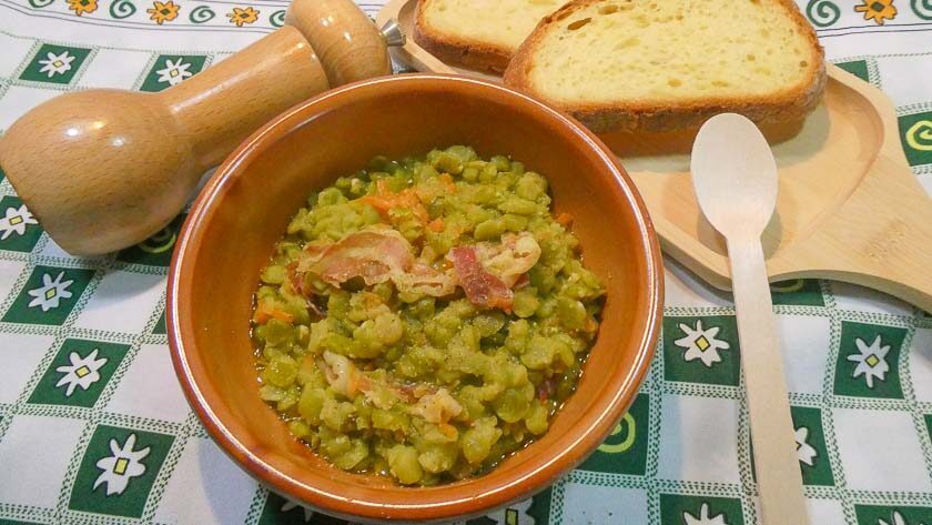 Zuppa di piselli secchi