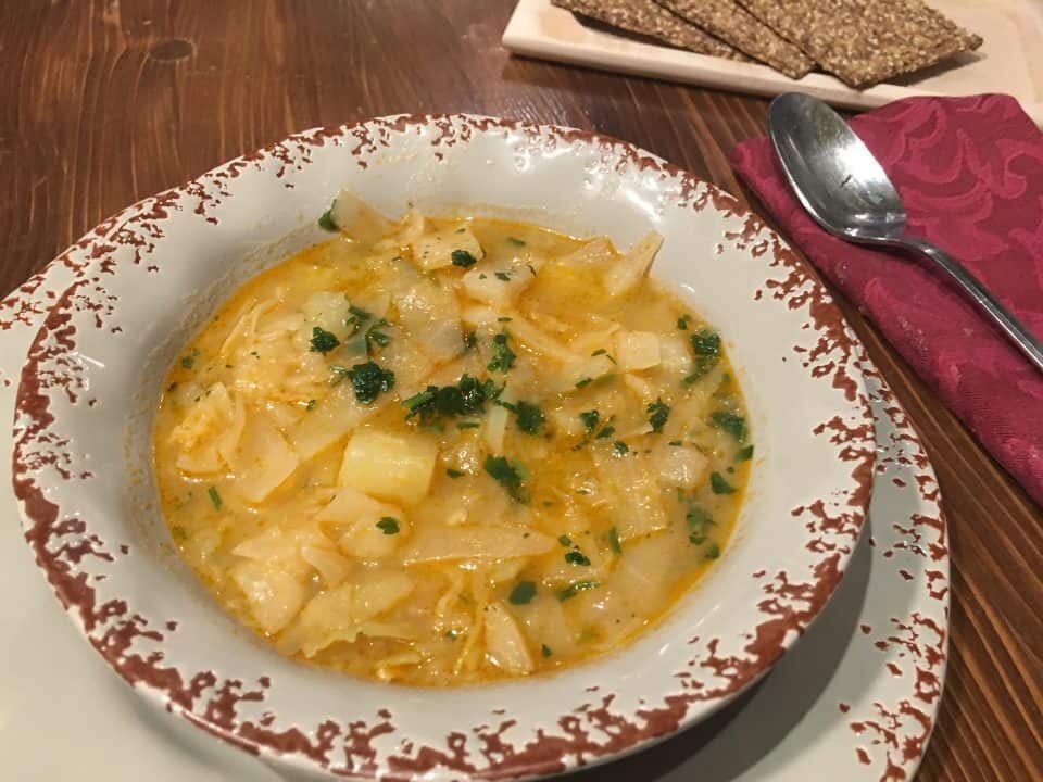 Zuppa di verza e patate direttamente dall’armenia