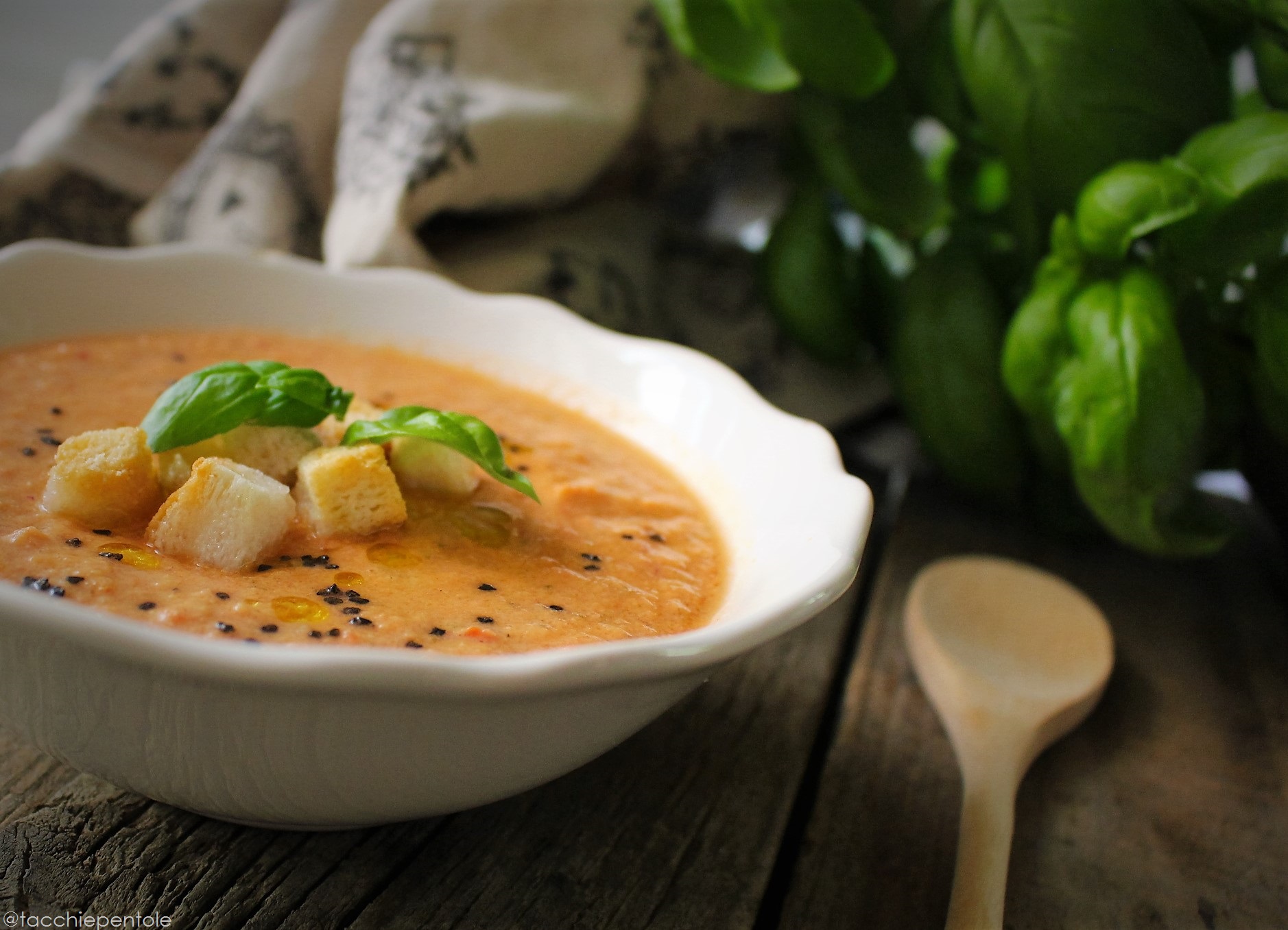 ZUPPA FREDDA AL POMODORO .. bella fresca!