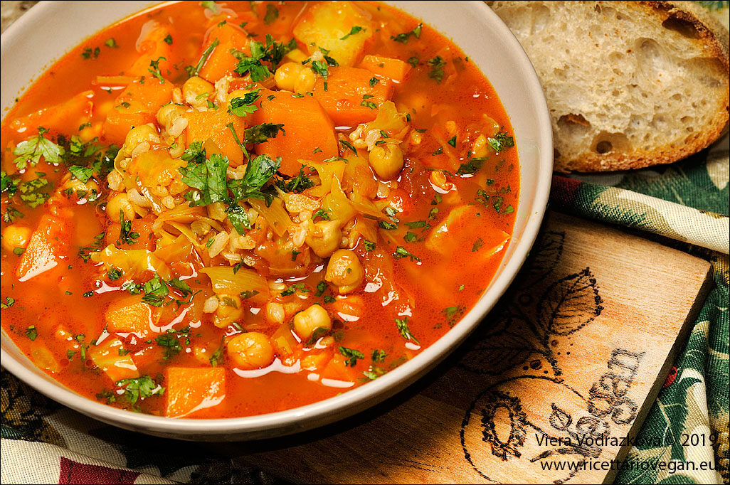 Zuppa invernale speziata e senza glutine