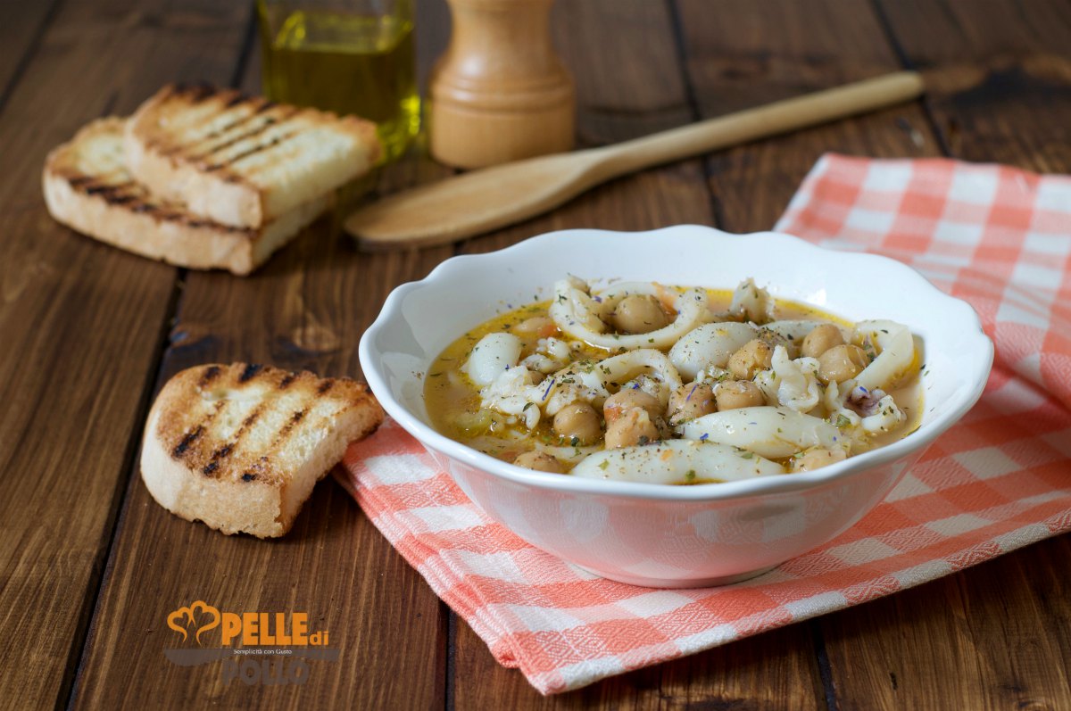 Zuppetta di seppie con ceci