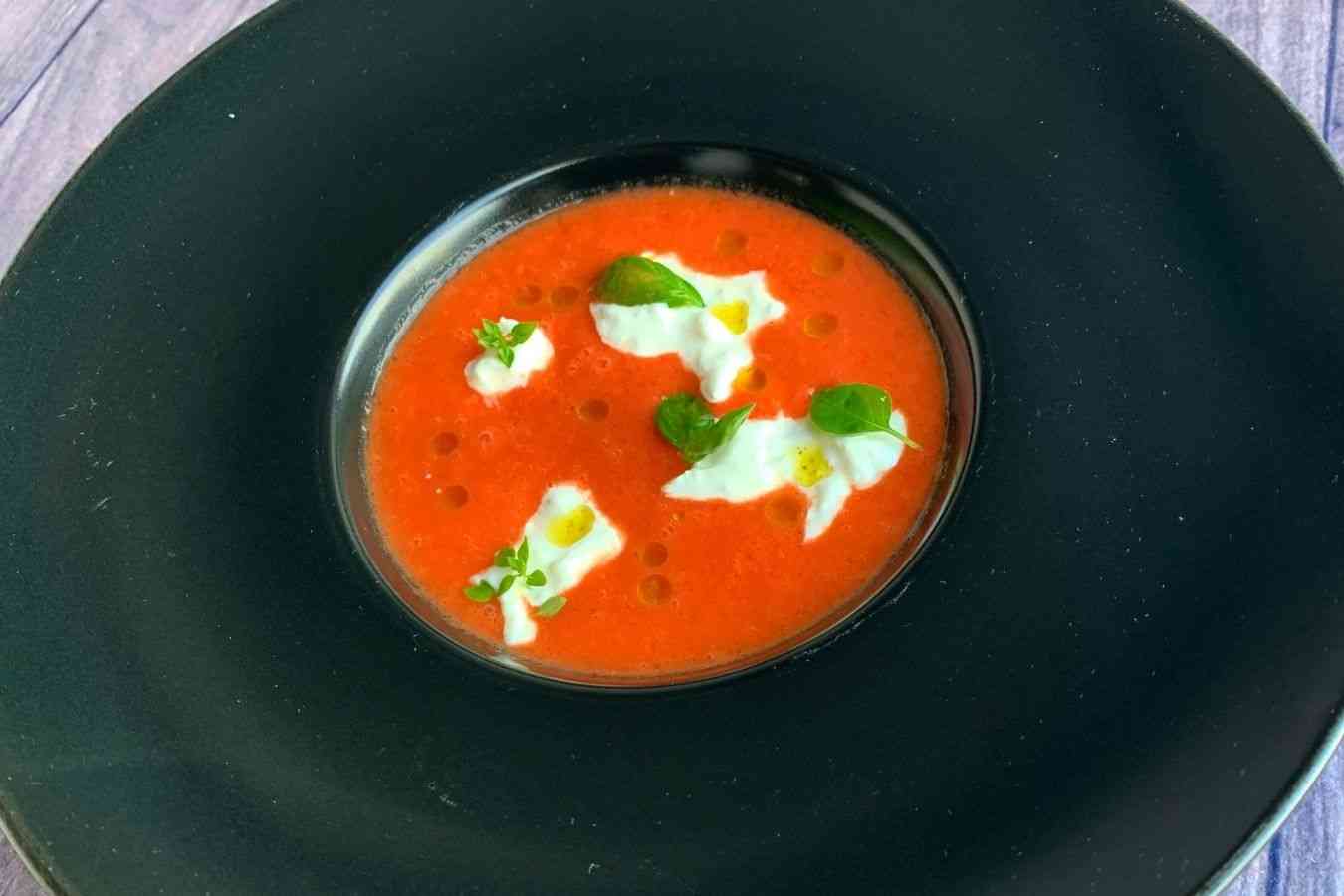 Zuppetta fredda di anguria e pomodori