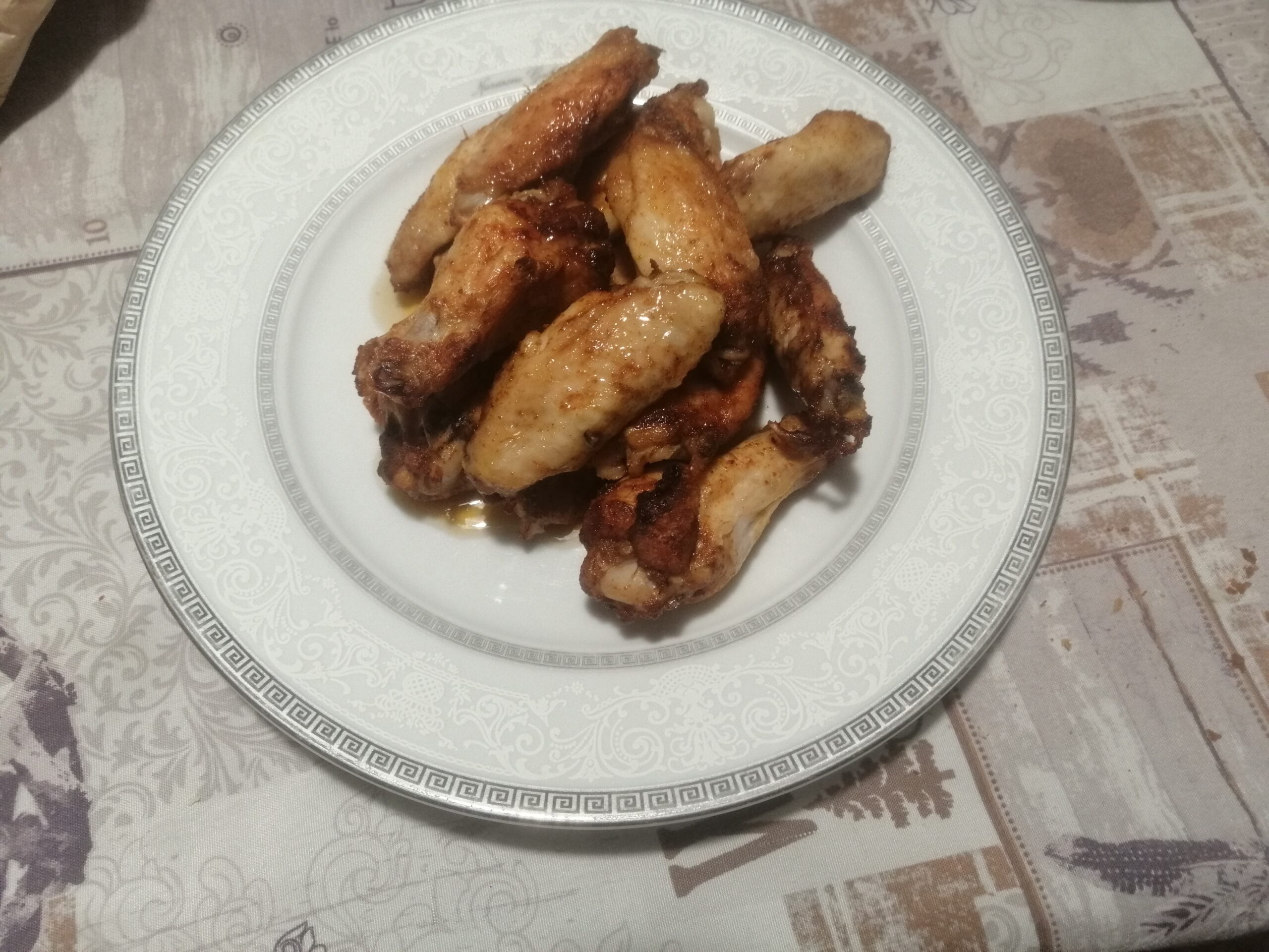 Ali di pollo alla paprika in friggitrice ad aria