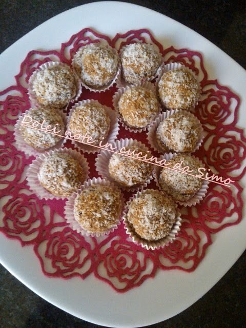 Amaretti farciti alla crema di mascarpone e nutella