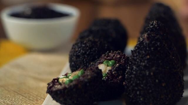 Arancini siciliani di riso venere vegan