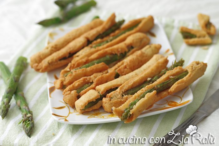 Asparagi fritti in crosta di frolla salata