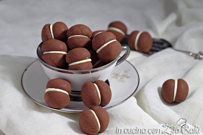Baci di dama alla nutella  ricetta