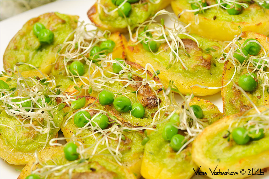 Barchette di patate e alfalfa