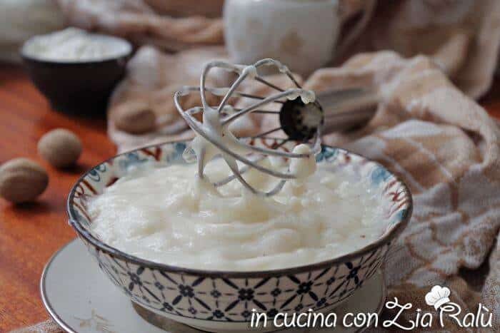 Besciamella ricetta classica e varianti