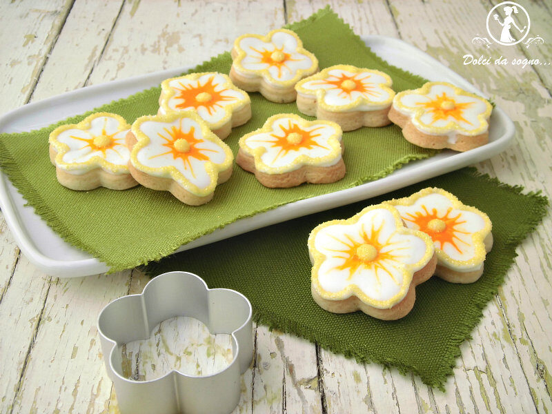 Biscotti a forma di fiorellino