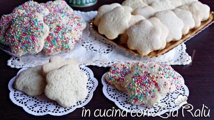 Biscotti allo yogurt liquido senza burro