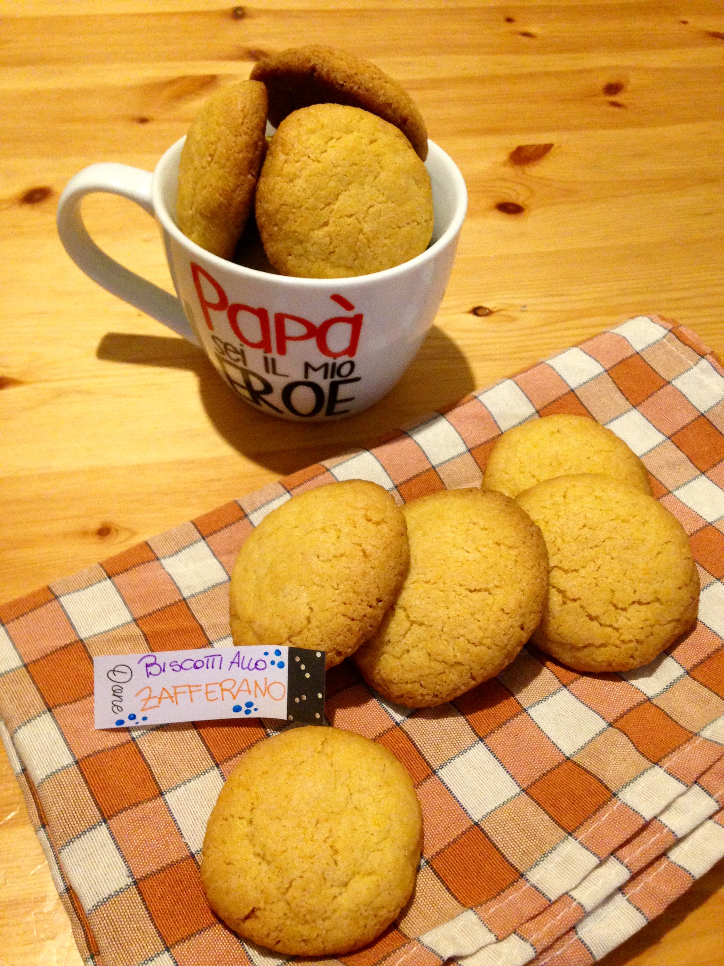 Biscotti allo zafferano