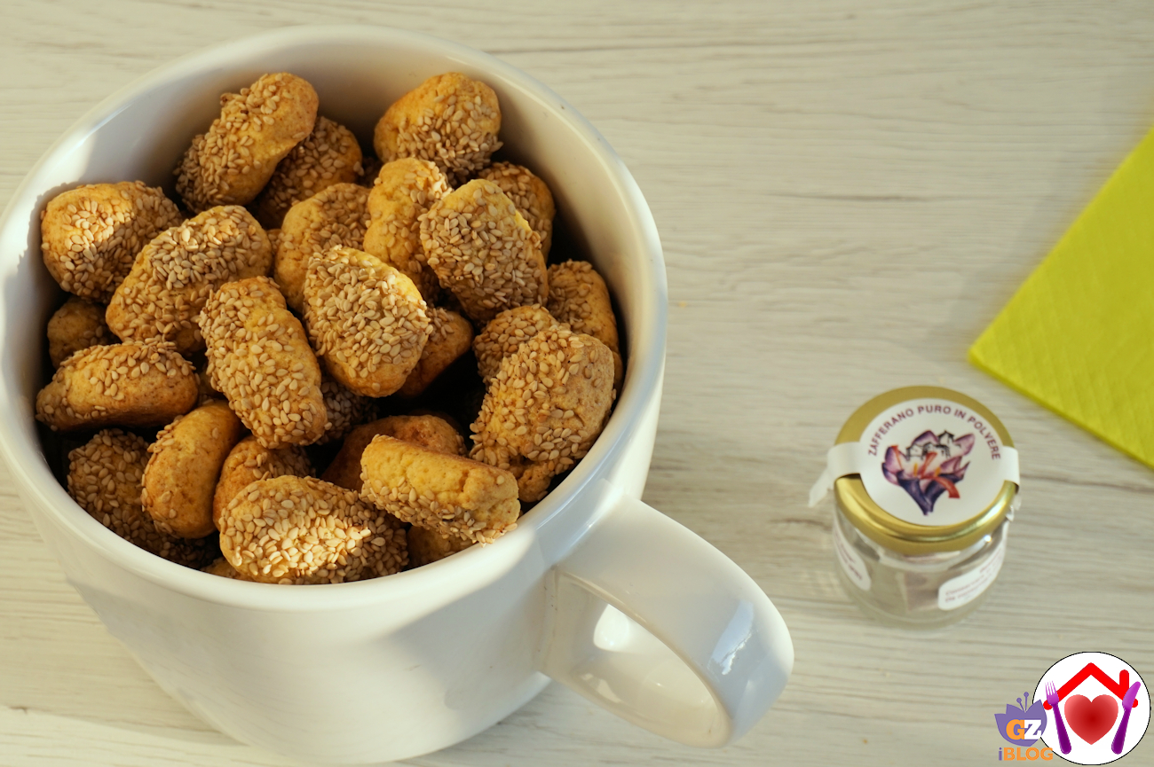 Biscotti allo zafferano