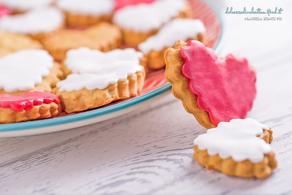 Biscotti cuore al mirto