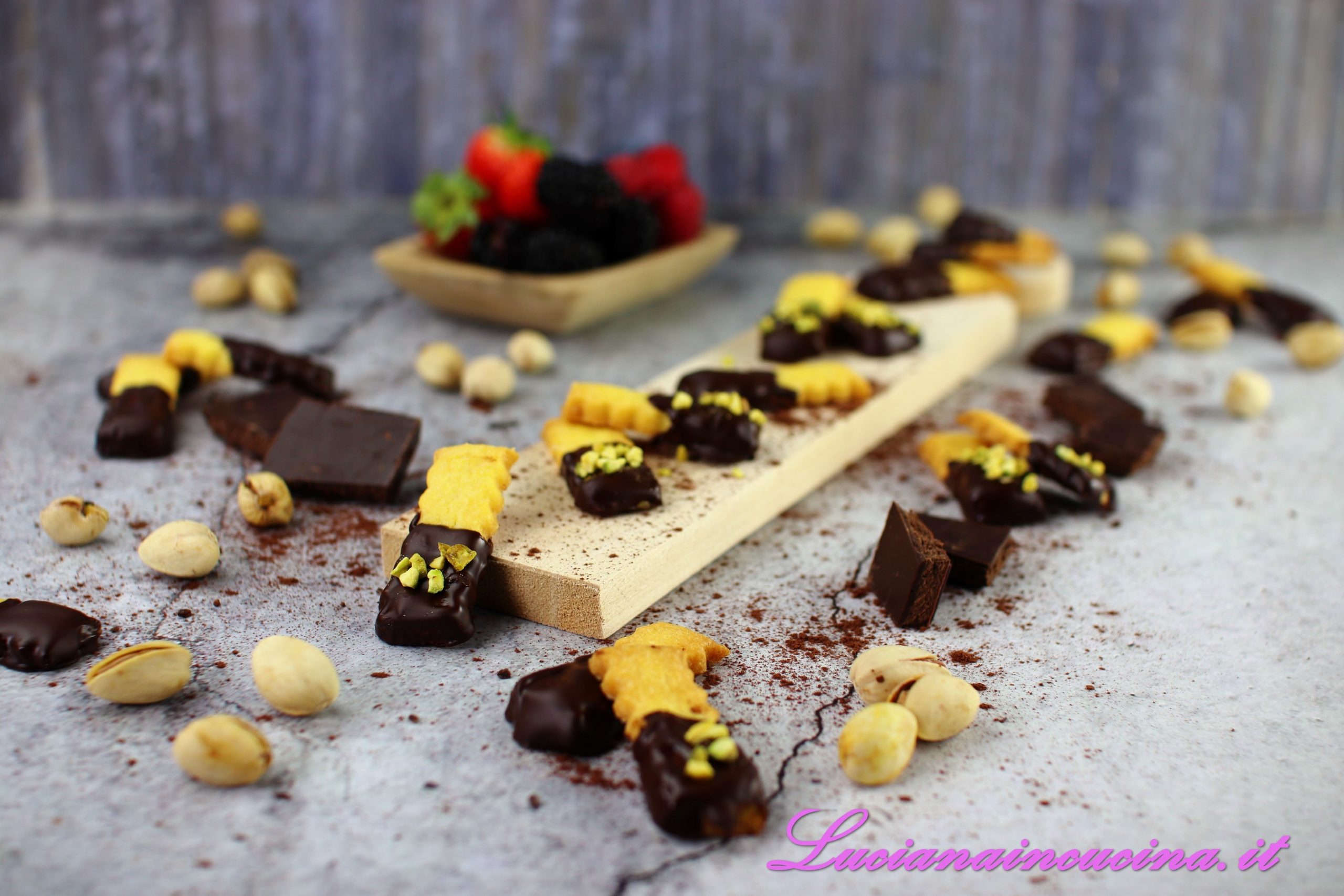 Biscotti pasta frolla e cioccolato